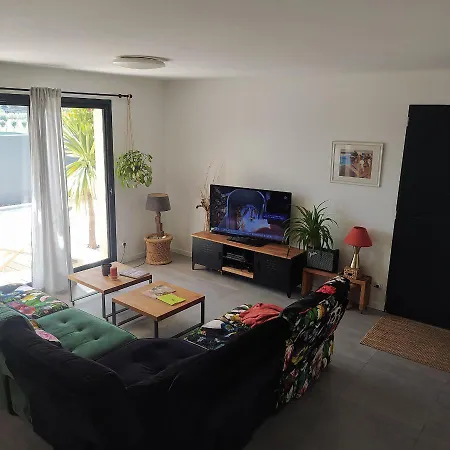 Maison Emmanuelle, Entre Ville Et Mer * 耶尔